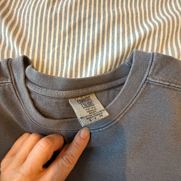 GAMMA PHI BETA BLUE SWEATSHIRT, SIZE SMALL - Picture 2 of 3